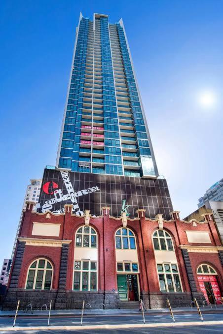 Lonsdale St Luxury Cbd Family Apartment With Free Parking Melbourne Exterior photo