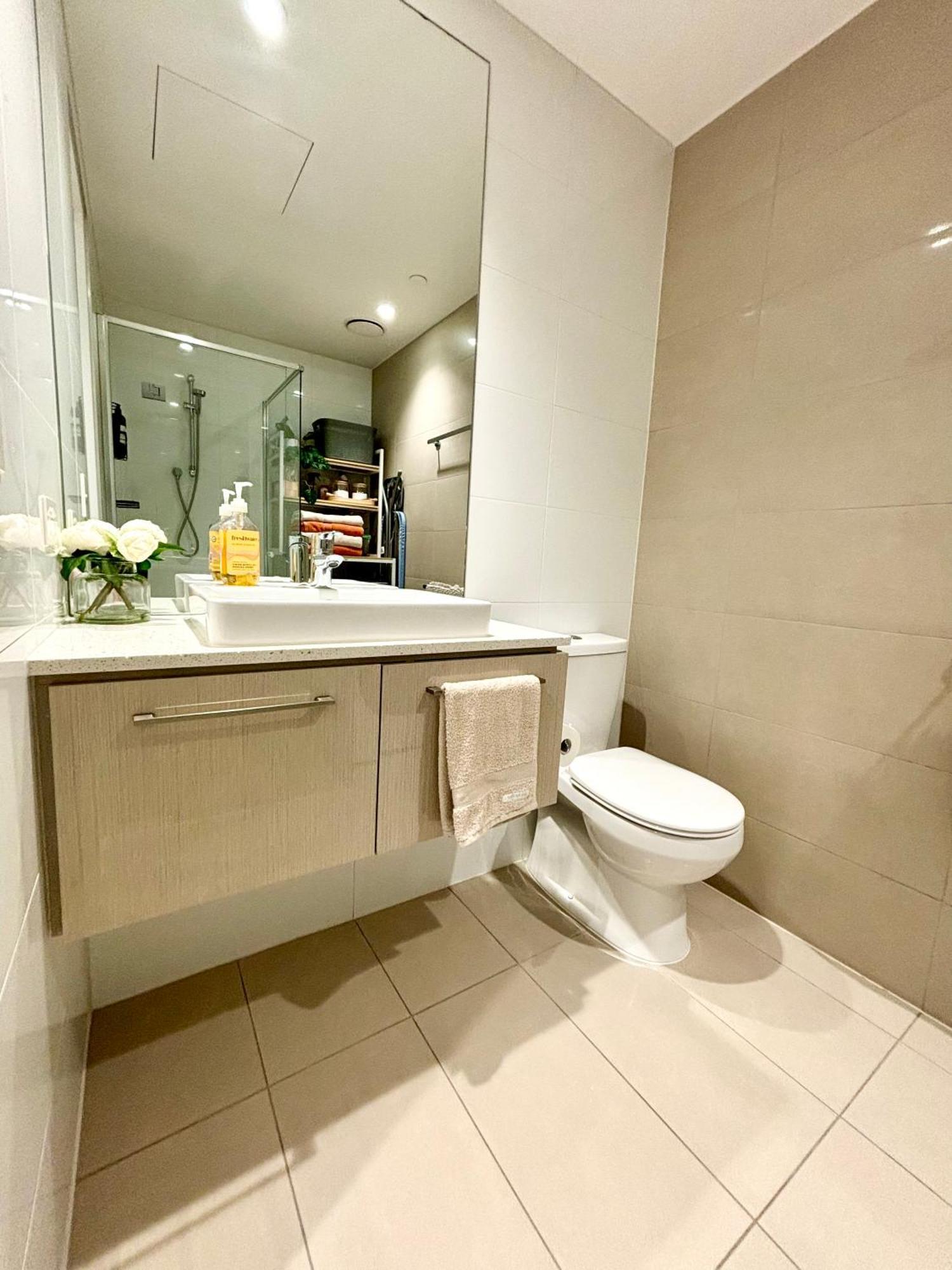 Lonsdale St Luxury Cbd Family Apartment With Free Parking Melbourne Exterior photo
